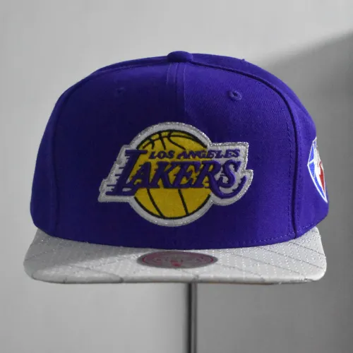 Snapback lakers